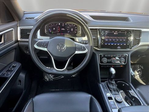 Used 2023 Volkswagen Atlas Cross Sport SEL AWD/4WD image 8
