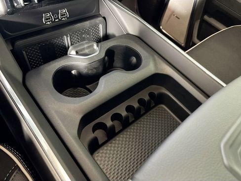 New 2026 RAM 3500 Laramie AWD/4WD image 15