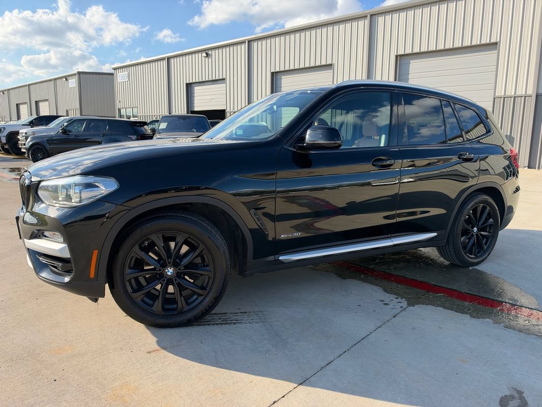 Used 2018 BMW X3 xDrive30i AWD/4WD image 2