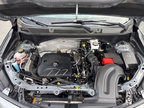 Used 2022 Buick Encore GX Select w/ Sport Touring Package FWD image 30