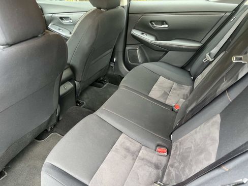 Used 2023 Nissan Sentra SR w/ Midnight Edition Package image 13