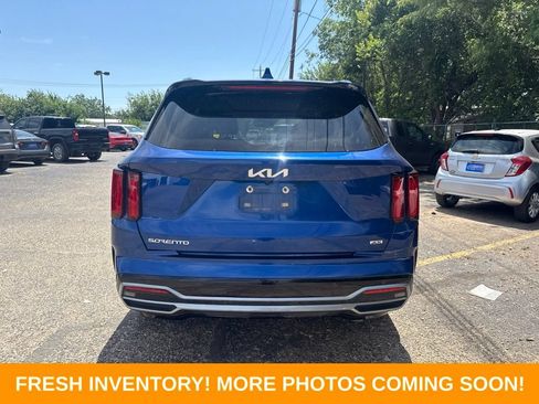 Used 2023 Kia Sorento SX AWD/4WD image 3