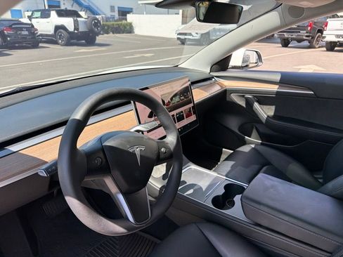 Used 2023 Tesla Model 3 Long Range AWD/4WD image 11