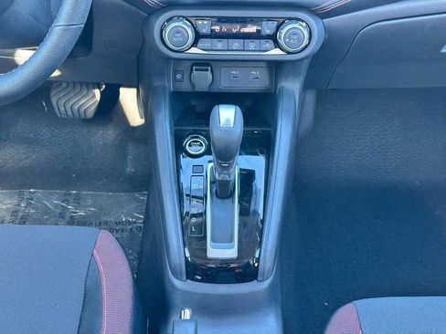 New 2025 Nissan Versa SR image 8
