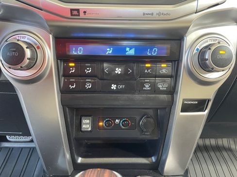 Used 2018 Toyota 4Runner Limited AWD/4WD image 11