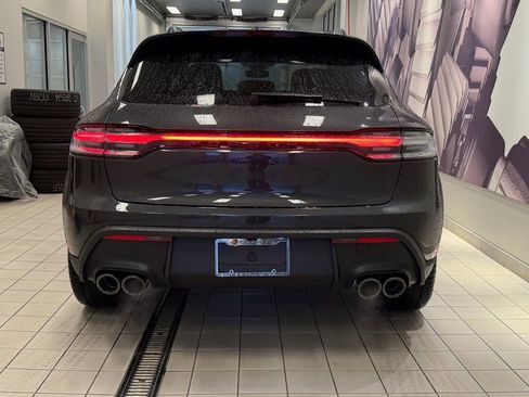 New 2026 Porsche Macan S image 4