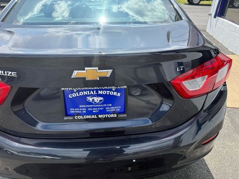 Used 2016 Chevrolet Cruze LT w/ Convenience Package image 7