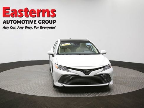 Used 2019 Toyota Camry XLE image 54