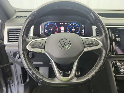Used 2021 Volkswagen Atlas Cross Sport SEL Premium image 14
