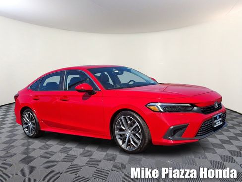 Used 2023 Honda Civic Touring image 1