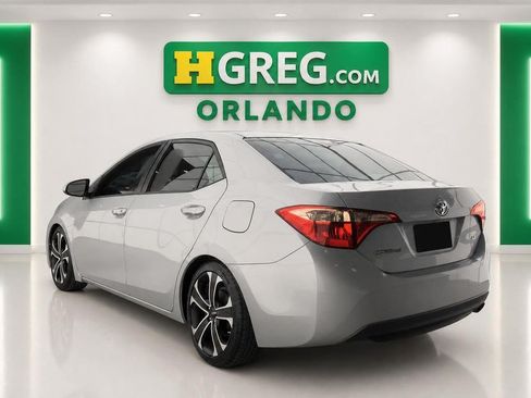 Used 2017 Toyota Corolla LE FWD image 2