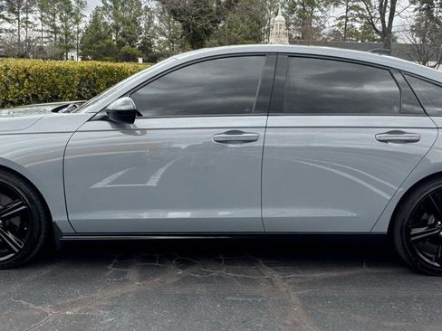 Used 2023 Honda Accord Sport image 2