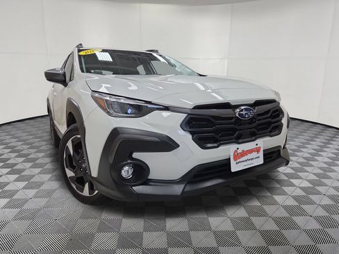 Used 2025 Subaru Crosstrek 2.5i Limited w/ Crosstrek Mirror Package AWD/4WD image 2