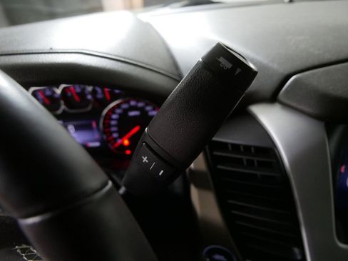 Used 2015 GMC Yukon XL SLT w/ Open Road Package image 26