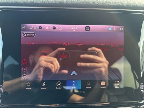 Certified 2024 Jeep Wagoneer Series III image 17