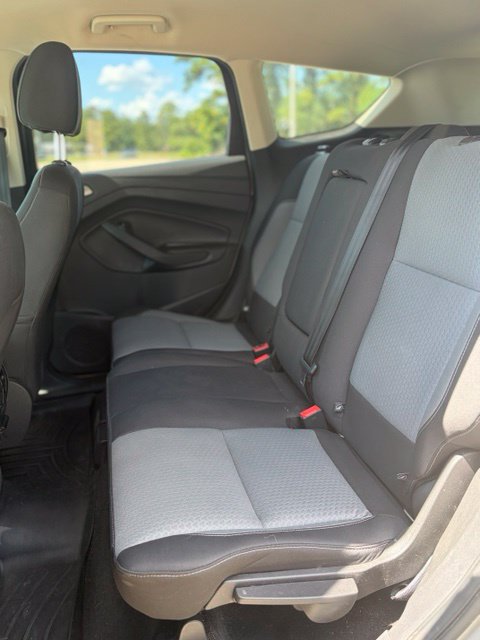 Used 2017 Ford Escape SE w/ SE Cold Weather Package AWD/4WD image 22