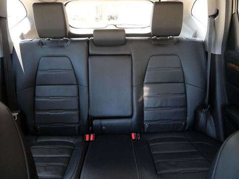 Used 2018 Honda CR-V Touring image 18