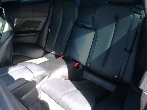 Used 2012 BMW 650i Coupe image 13