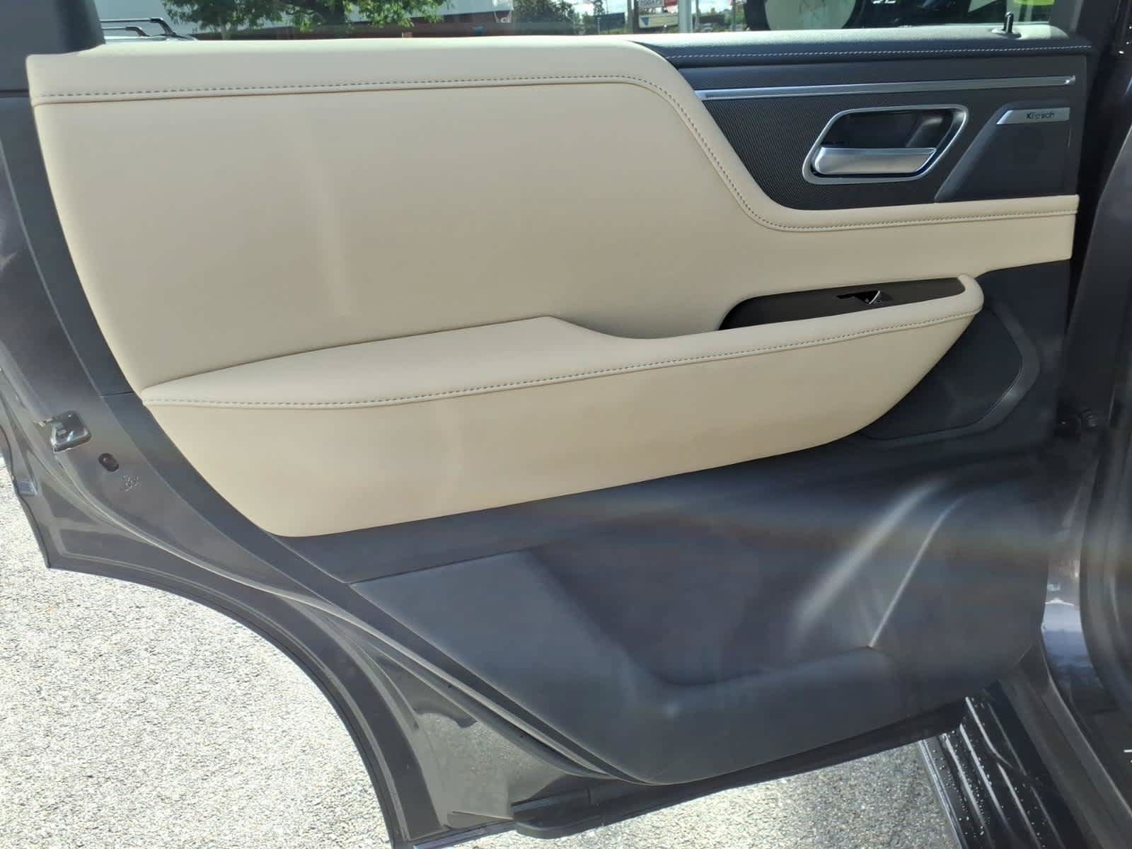 Certified 2026 INFINITI QX80 Pure w/ Cargo Package AWD/4WD image 11
