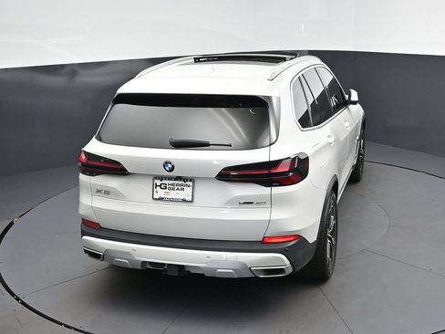 Used 2025 BMW X5 sDrive40i w/ Climate Comfort Package RWD image 34