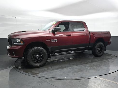 Used 2017 RAM 1500 Sport image 7