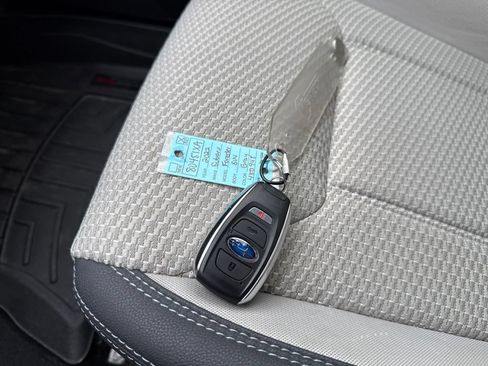 Used 2022 Subaru Forester Premium AWD/4WD image 31