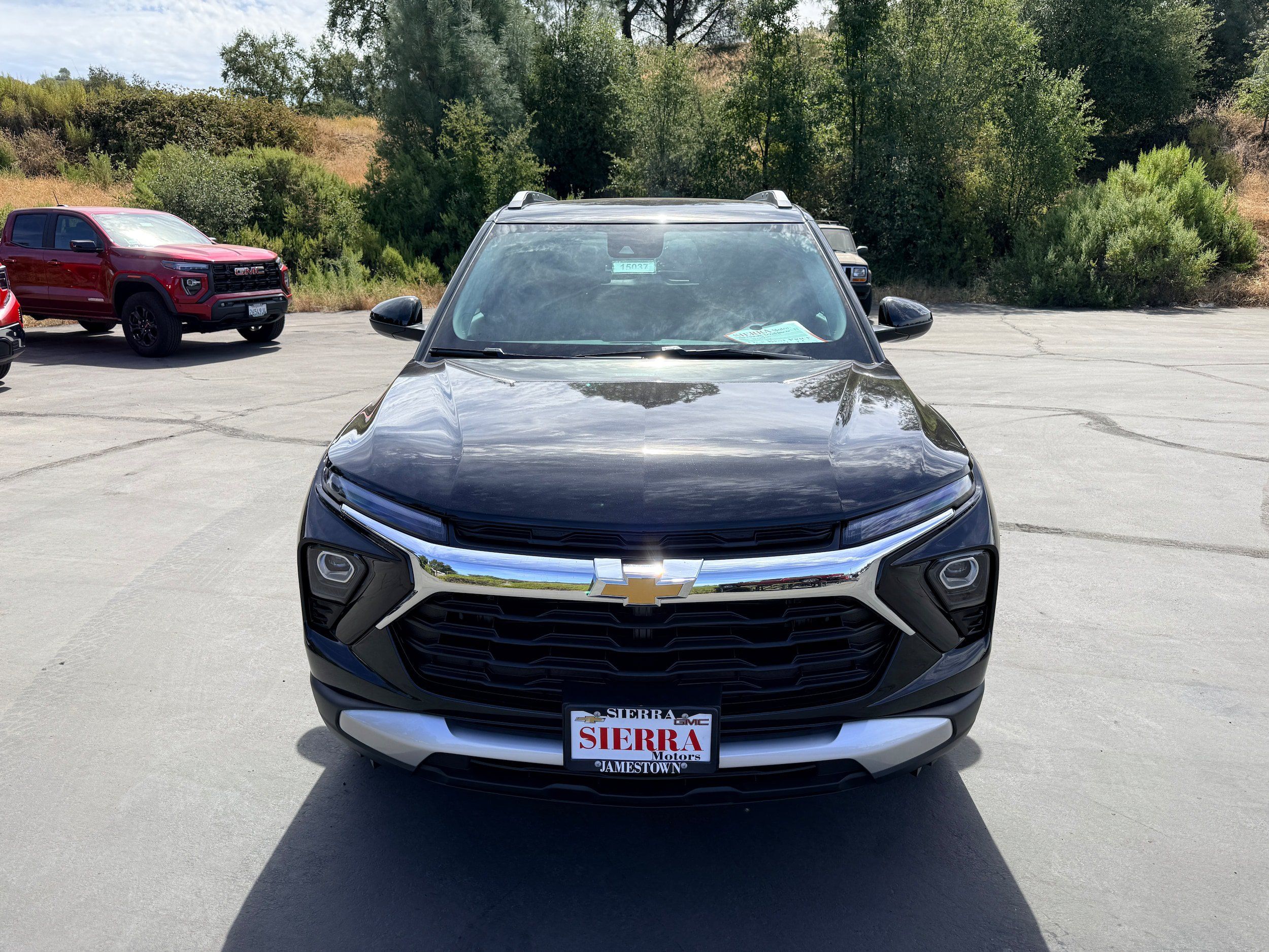 New 2026 Chevrolet TrailBlazer LT w/ Convenience Package AWD/4WD image 2