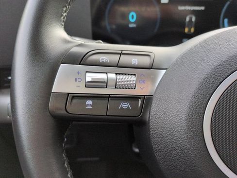 Used 2024 Hyundai Kona SEL FWD image 25