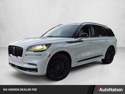 Used 2023 Lincoln Aviator Reserve w/ Equipment Group 201A RWD image 1
