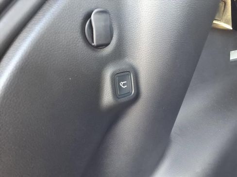 New 2026 Jeep Compass Trailhawk w/ Sun, Sound & Navigation Group image 15