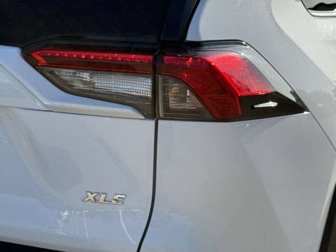 Used 2025 Toyota RAV4 XLE FWD image 7