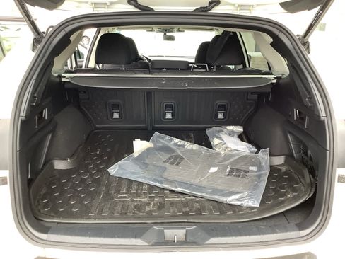 Certified 2025 Subaru Outback Premium image 32