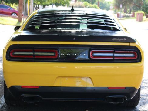 Used 2017 Dodge Challenger T/A image 5