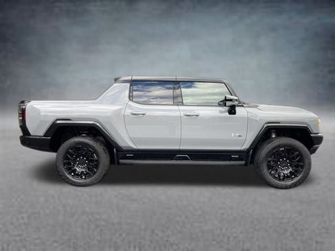 New 2025 GMC Hummer EV 2X image 4