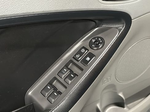Used 2017 Kia Forte LX FWD image 19