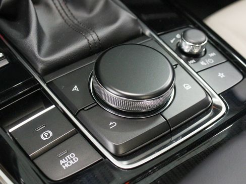 New 2025 MAZDA CX-30 AWD 2.5 S w/ Preferred Package image 32