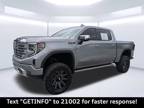 Used 2024 GMC Sierra 1500 Denali w/ Denali Reserve Package AWD/4WD image 8