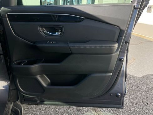 Certified 2025 Honda Pilot EX-L image 29