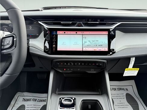 New 2026 Jeep Cherokee Laredo image 26