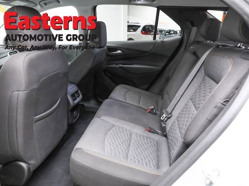 Used 2021 Chevrolet Equinox LT image 21
