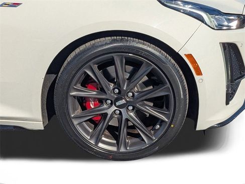 Used 2023 Cadillac CT5 V w/ Premium Package image 10