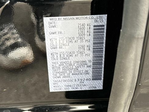 Certified 2025 Nissan Murano SV image 30