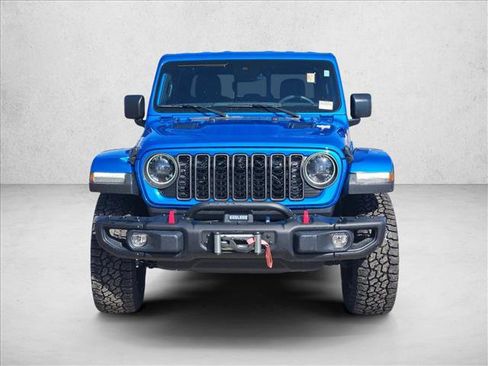 Used 2024 Jeep Gladiator Rubicon image 2