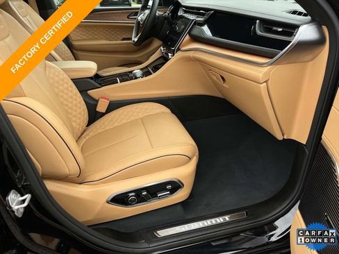 Used 2023 Jeep Grand Cherokee L Summit AWD/4WD image 31