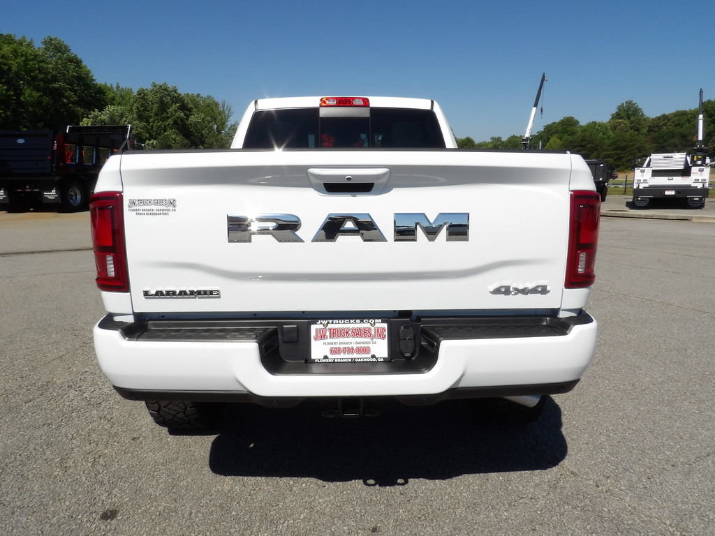 Used 2026 RAM 2500 Laramie AWD/4WD image 6