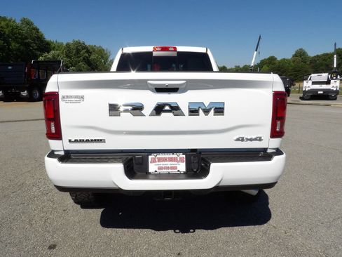 Used 2026 RAM 2500 Laramie AWD/4WD image 6