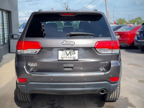Used 2018 Jeep Grand Cherokee Limited AWD/4WD image 3
