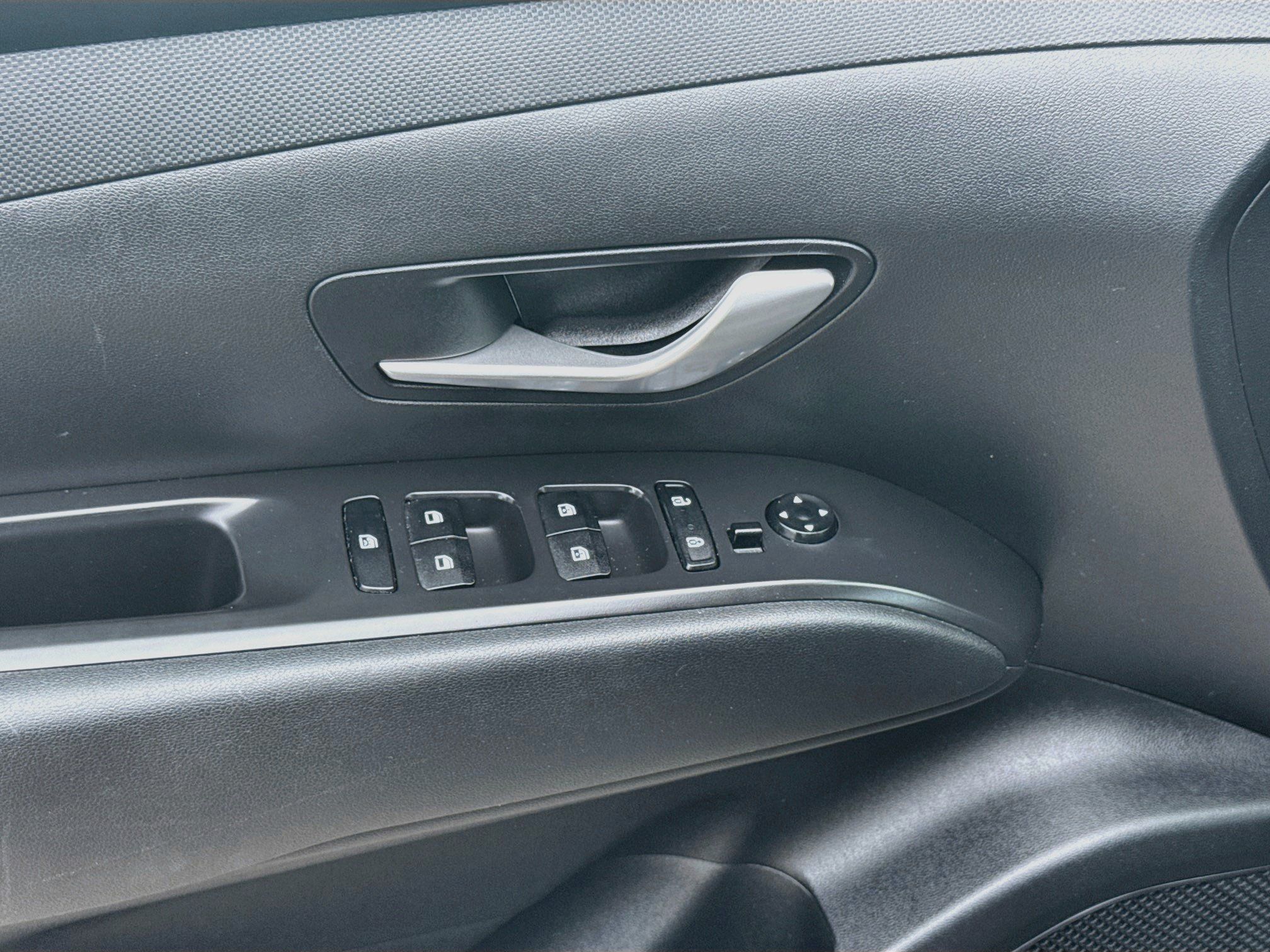 Used 2022 Hyundai Tucson SEL w/ Cargo Package FWD image 14