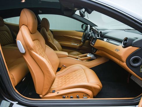 Certified 2016 Ferrari FF image 55