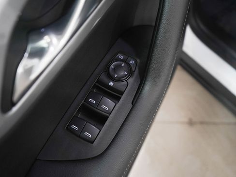 Used 2024 Chevrolet Blazer LT image 21